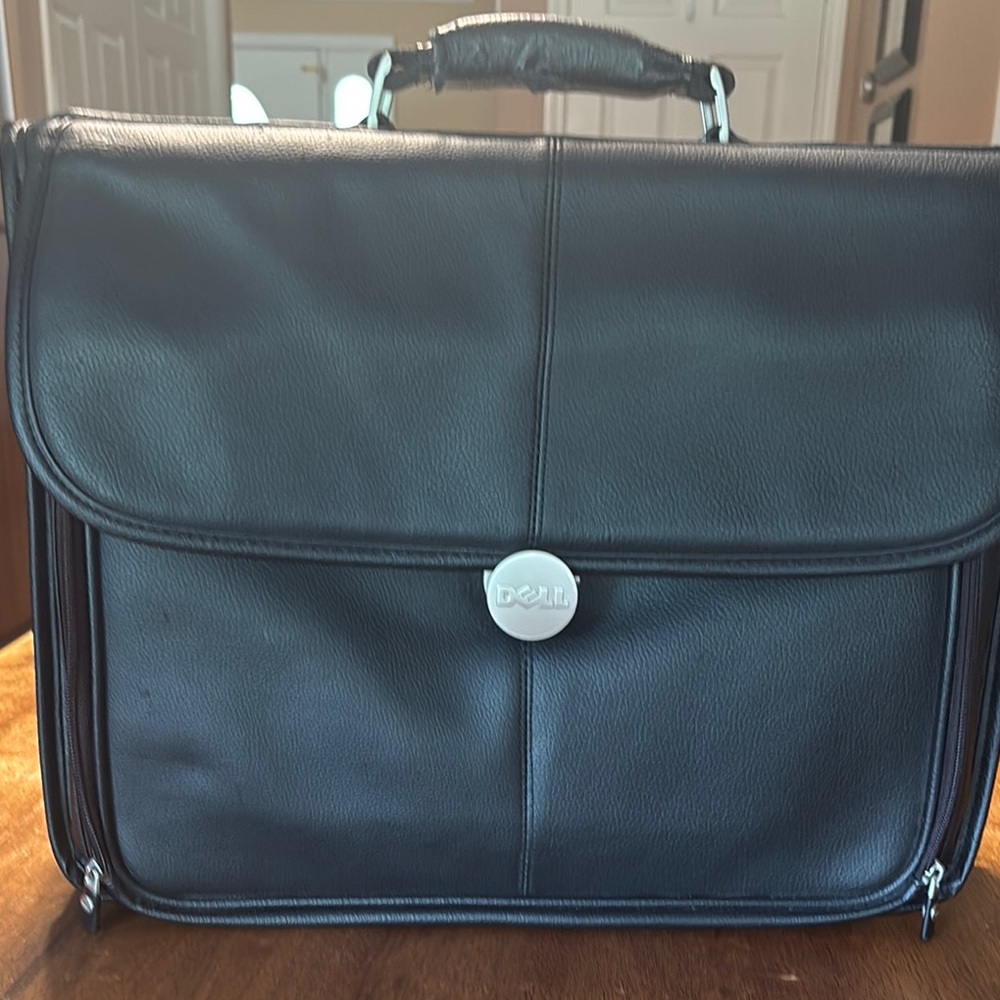 Dell Black Laptop Bag with Structured Design and Professional Aesthetic